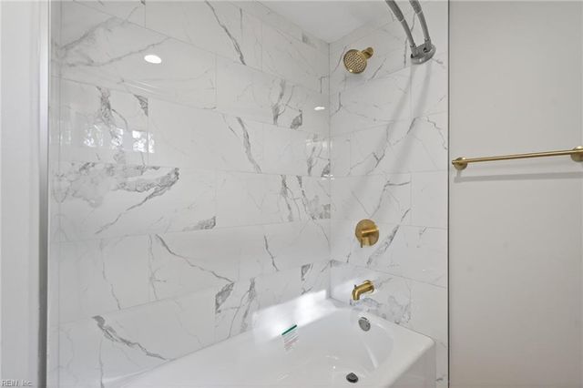 22077 Main ST, Courtland, VA 23837