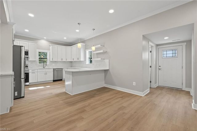 22077 Main ST, Courtland, VA 23837