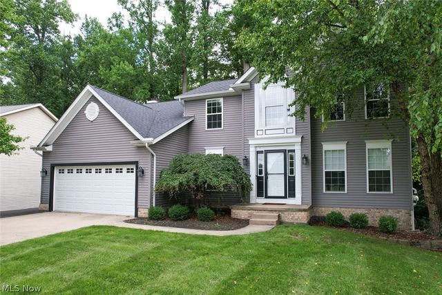 4730 Squire Drive, Sagamore Hills, OH 44067