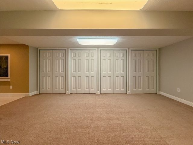 4730 Squire Drive, Sagamore Hills, OH 44067