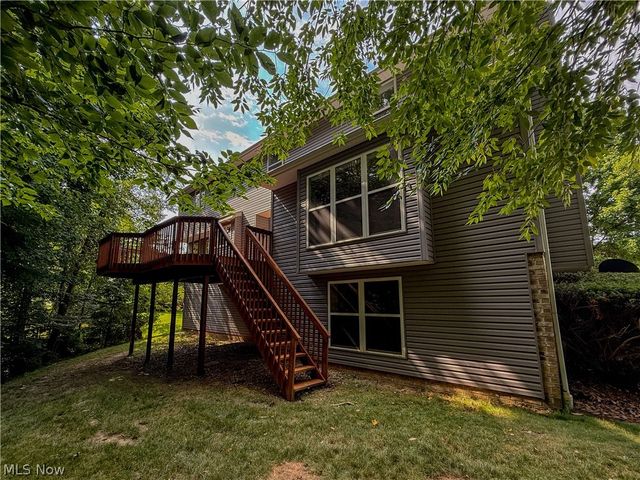 4730 Squire Drive, Sagamore Hills, OH 44067