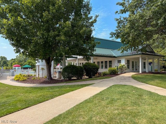 4730 Squire Drive, Sagamore Hills, OH 44067