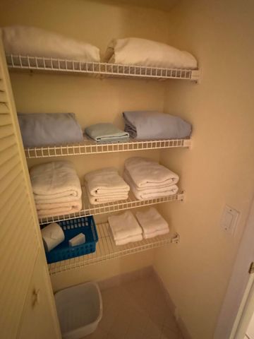 147 Deer Creek Boulevard 402, Deerfield Beach, FL 33442