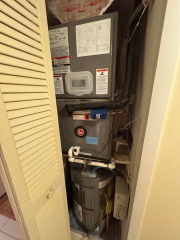 147 Deer Creek Boulevard 402, Deerfield Beach, FL 33442