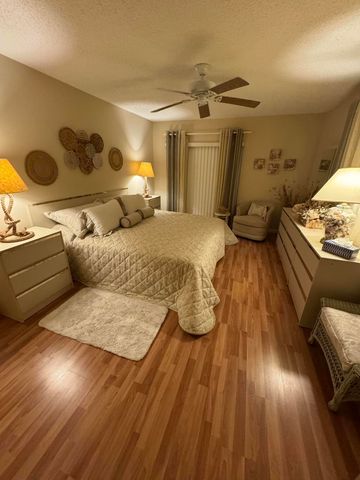 147 Deer Creek Boulevard 402, Deerfield Beach, FL 33442