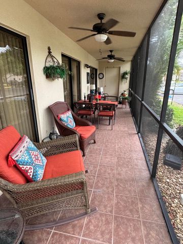 147 Deer Creek Boulevard 402, Deerfield Beach, FL 33442