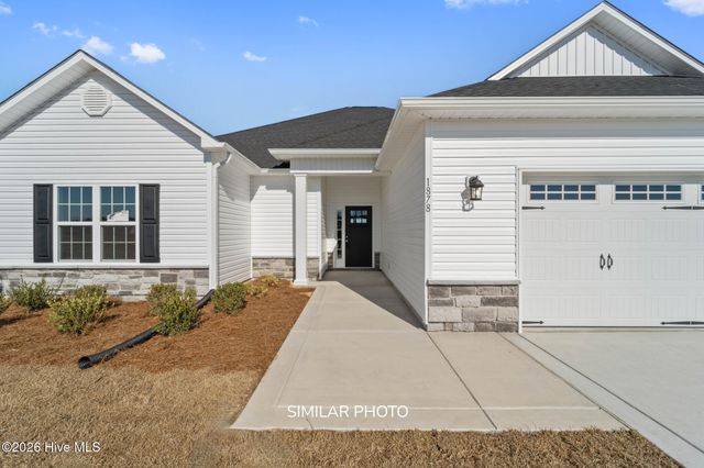 615 Barlowe Lane, Jacksonville, NC 28546