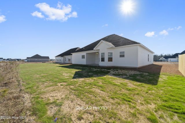 615 Barlowe Lane, Jacksonville, NC 28546