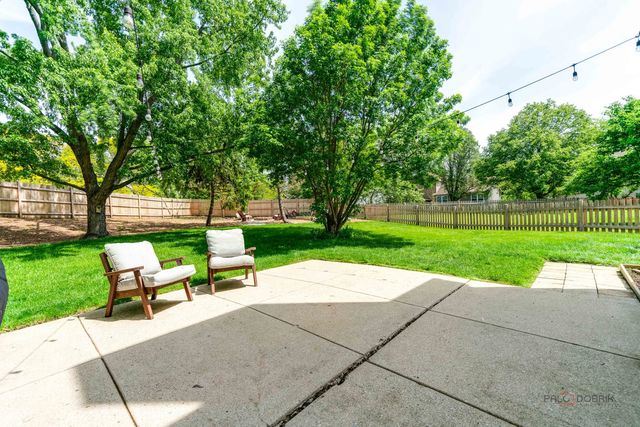352 Fairfax Lane, Grayslake, IL 60030