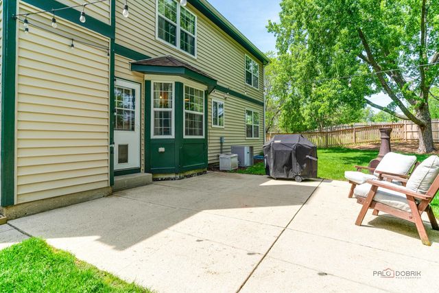 352 Fairfax Lane, Grayslake, IL 60030