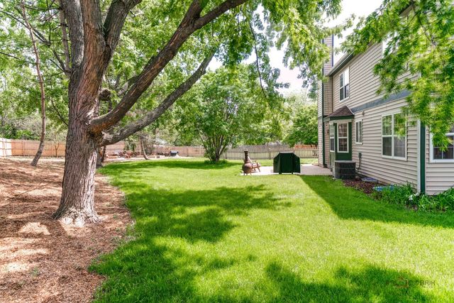 352 Fairfax Lane, Grayslake, IL 60030