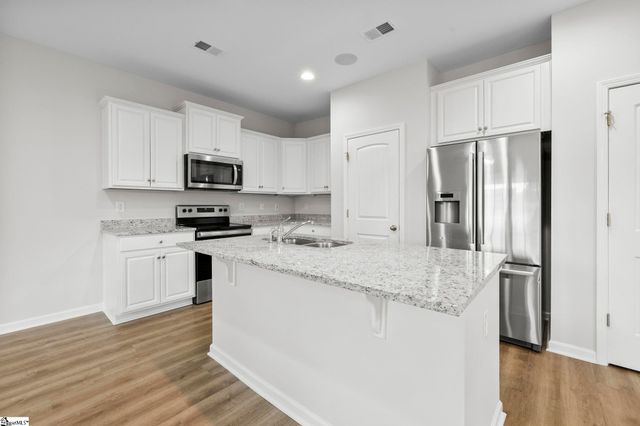 4 Sabine Leaf Court, Greer, SC 29650