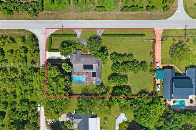23595 SW 152nd Ave, Homestead, FL 33032