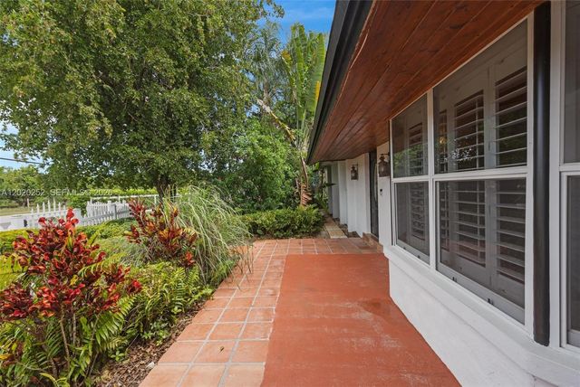23595 SW 152nd Ave, Homestead, FL 33032