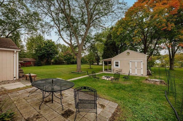 4451 S 51st STREET, Greenfield, WI 53220