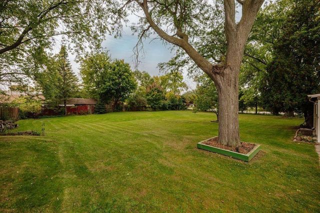 4451 S 51st STREET, Greenfield, WI 53220