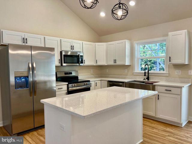 102 AZALEA WAY, Colonial Beach, VA 22443