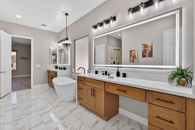 5612 W ALYSSA Lane, Phoenix, AZ 85083