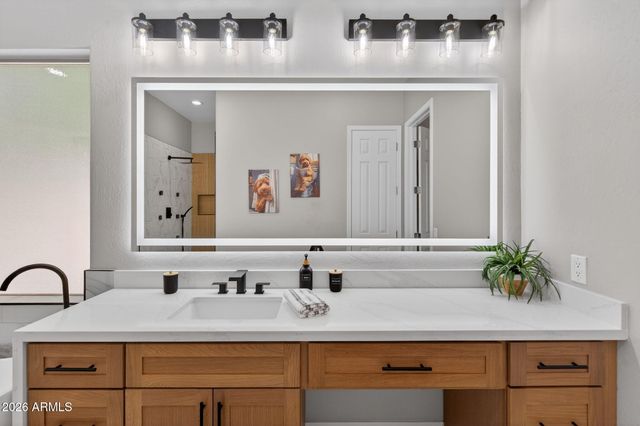 5612 W ALYSSA Lane, Phoenix, AZ 85083