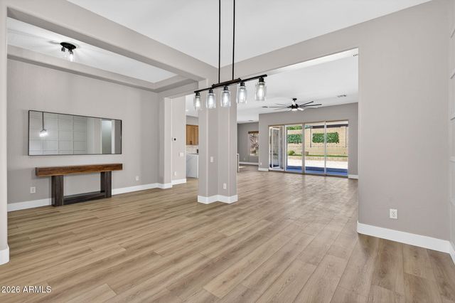 5612 W ALYSSA Lane, Phoenix, AZ 85083