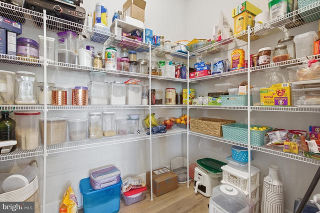 4645 WOOD GLEN RD, Fairfax, VA 22032