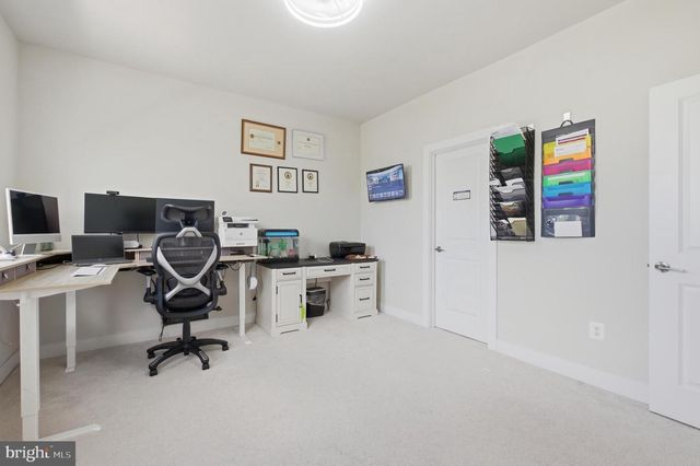 4645 WOOD GLEN RD, Fairfax, VA 22032