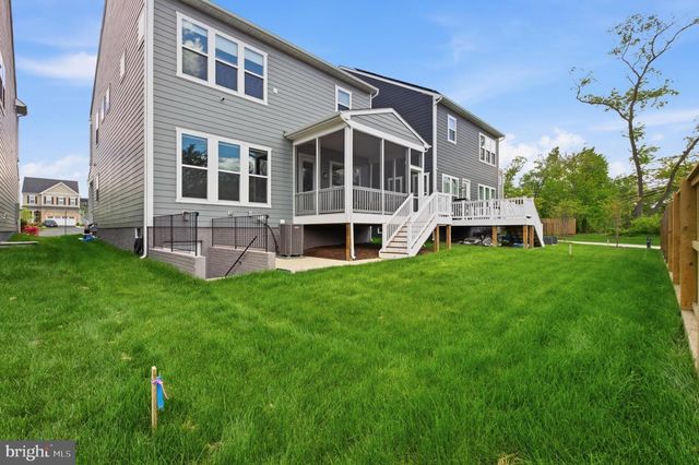 4645 WOOD GLEN RD, Fairfax, VA 22032