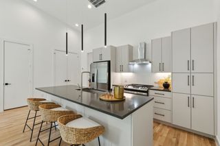 2142 Lovedale Avenue 103, Dallas, TX 75235