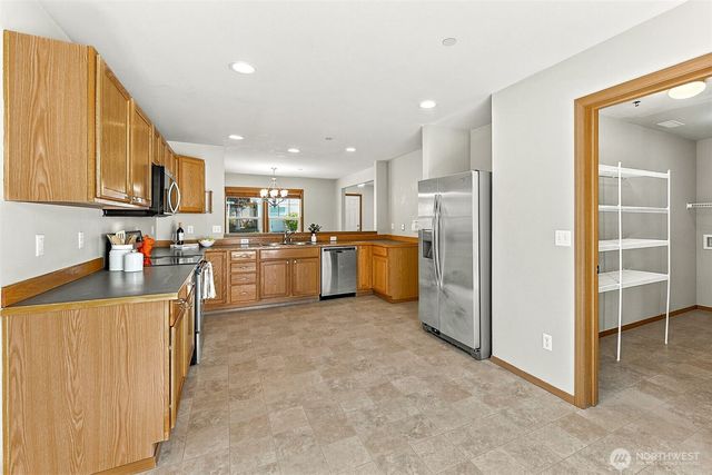 1902 Shipman Avenue, Dupont, WA 98327