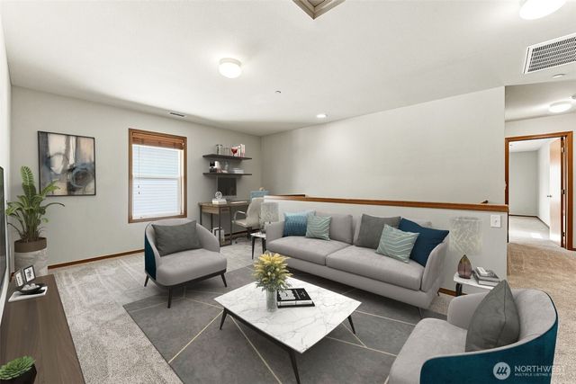 1902 Shipman Avenue, Dupont, WA 98327