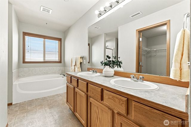 1902 Shipman Avenue, Dupont, WA 98327