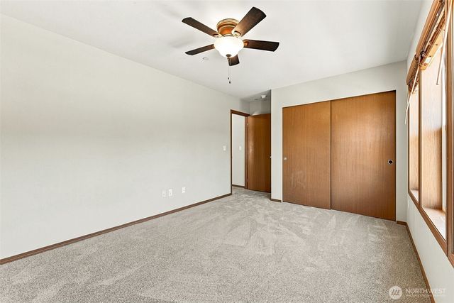 1902 Shipman Avenue, Dupont, WA 98327