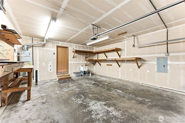1902 Shipman Avenue, Dupont, WA 98327