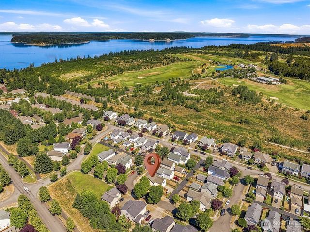 1902 Shipman Avenue, Dupont, WA 98327