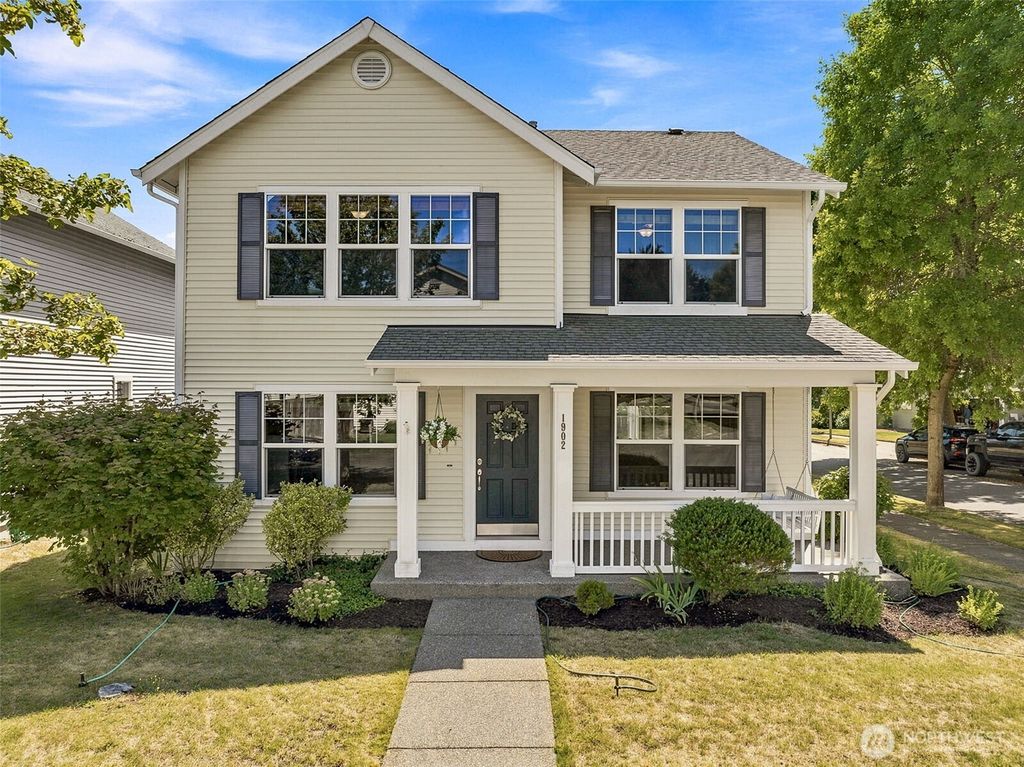 1902 Shipman Avenue, Dupont, WA 98327