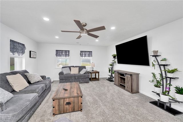 360 Conneaut Lake Rd, Sugar Grove Twp, PA 16125