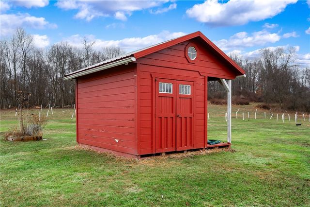 360 Conneaut Lake Rd, Sugar Grove Twp, PA 16125