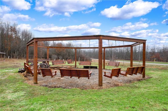 360 Conneaut Lake Rd, Sugar Grove Twp, PA 16125