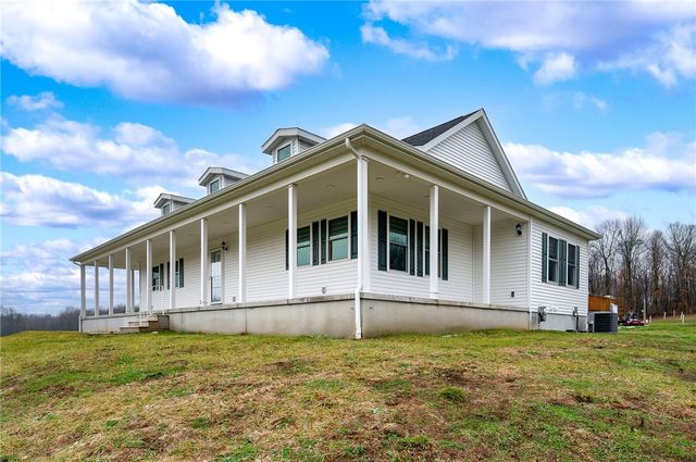 360 Conneaut Lake Rd, Sugar Grove Twp, PA 16125