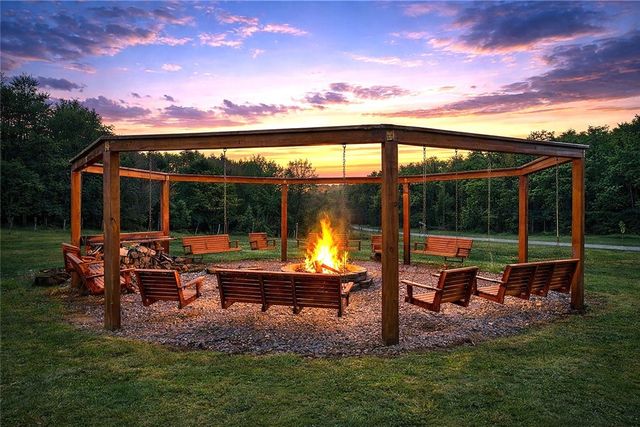 360 Conneaut Lake Rd, Sugar Grove Twp, PA 16125