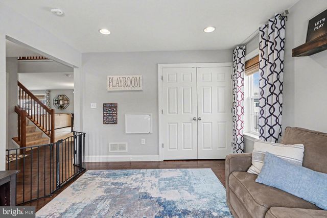 311 SLEEPY HOLLOW DRIVE, Mechanicsburg, PA 17055