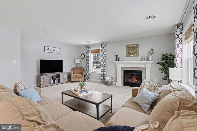 311 SLEEPY HOLLOW DRIVE, Mechanicsburg, PA 17055