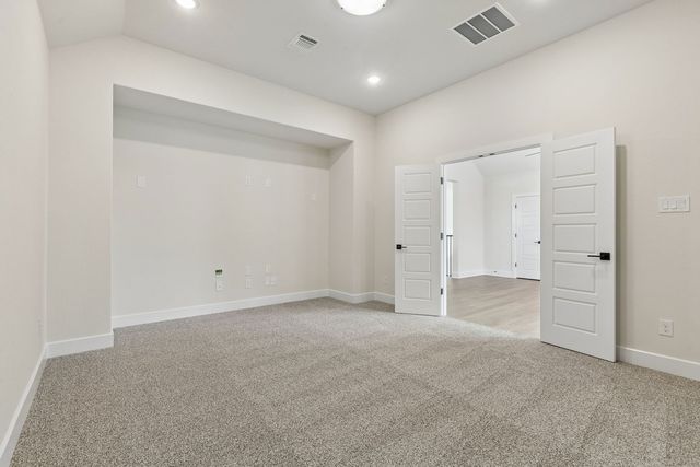 61 Hunter Pass, Waxahachie, TX 75165