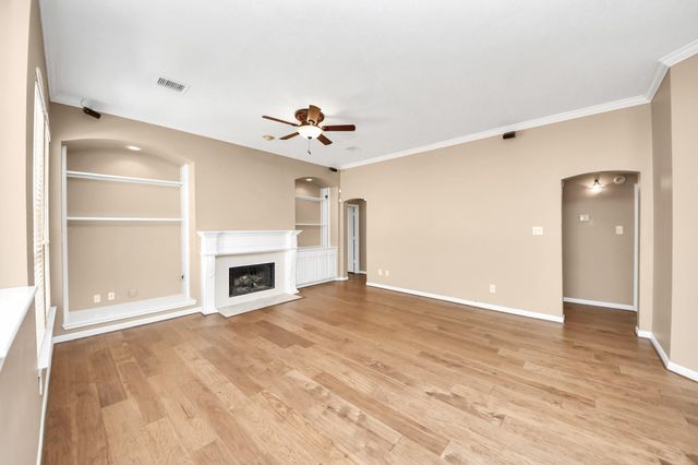 731 Avery Drive, Sugar Land, TX 77479