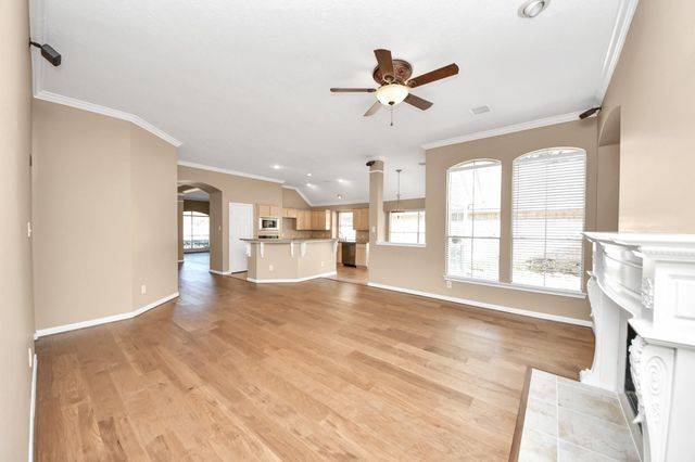731 Avery Drive, Sugar Land, TX 77479
