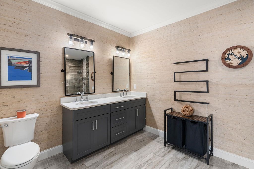 Image 20 of property listing at 535 Ocean Blvd Unit 403, Hampton, NH 03842