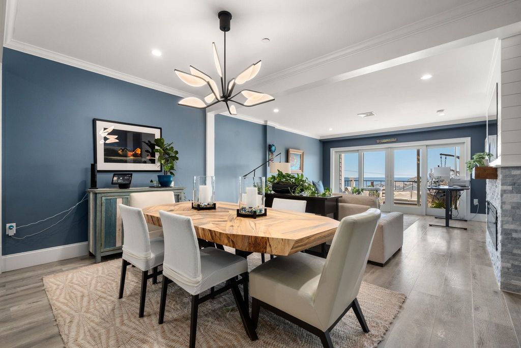 Image 9 of property listing at 535 Ocean Blvd Unit 403, Hampton, NH 03842