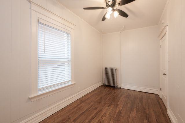 7653 S Saint Lawrence Avenue, Chicago, IL 60619