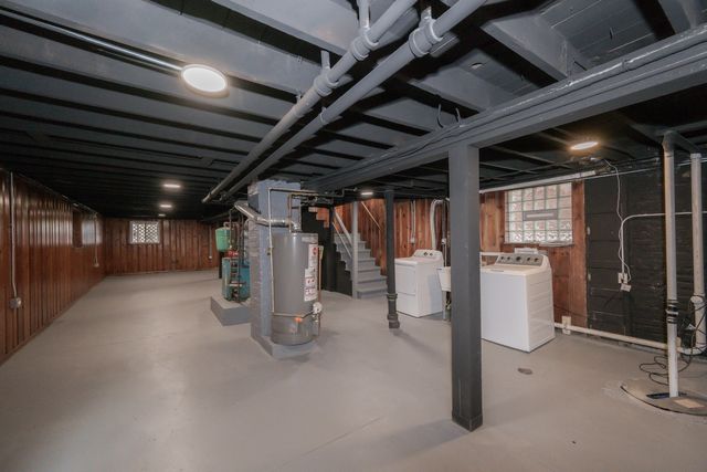 7653 S Saint Lawrence Avenue, Chicago, IL 60619