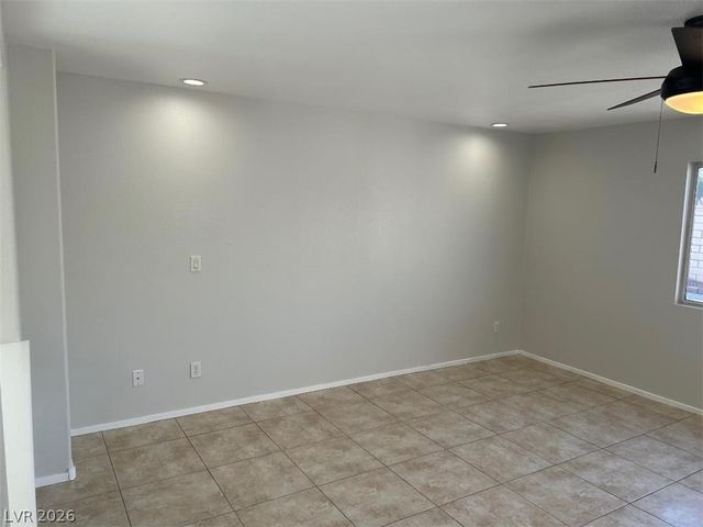 8997 Ivybridge Street, Las Vegas, NV 89123